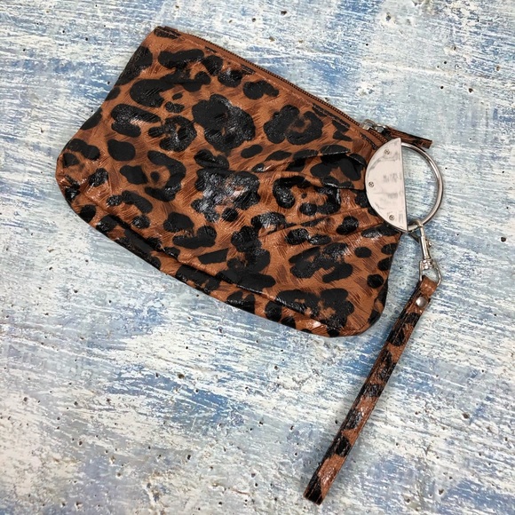 Faux patent leather leopard print zip wristlet - Picture 2 of 8